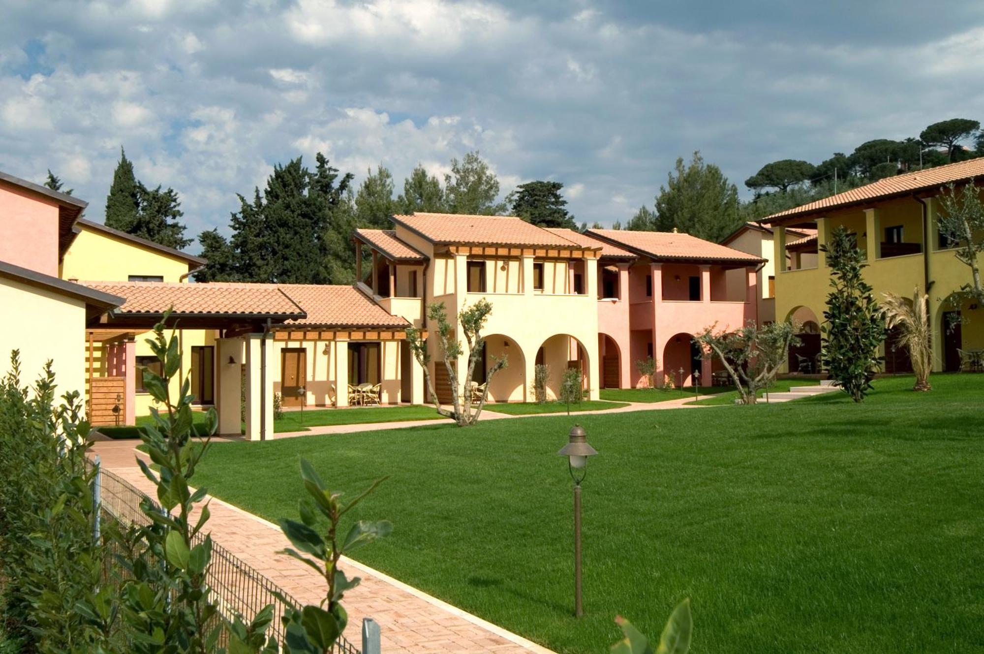 Le Corti Del Sole Residence Вентурина Экстерьер фото