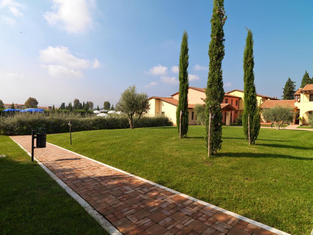 Le Corti Del Sole Residence Вентурина Экстерьер фото