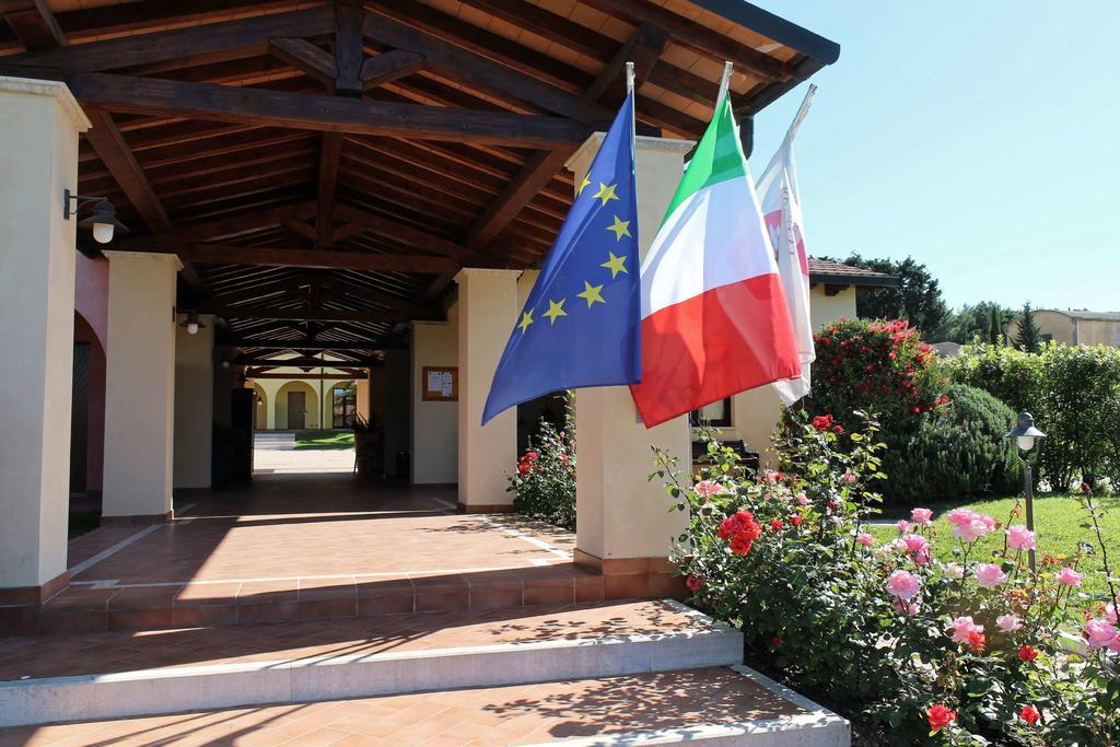 Le Corti Del Sole Residence Вентурина Экстерьер фото